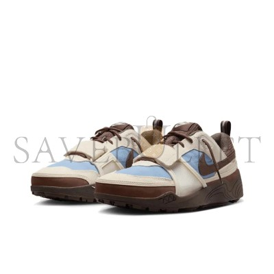 NIKE AIR JORDAN ZOOM FIELD JAXX HQ3072-400