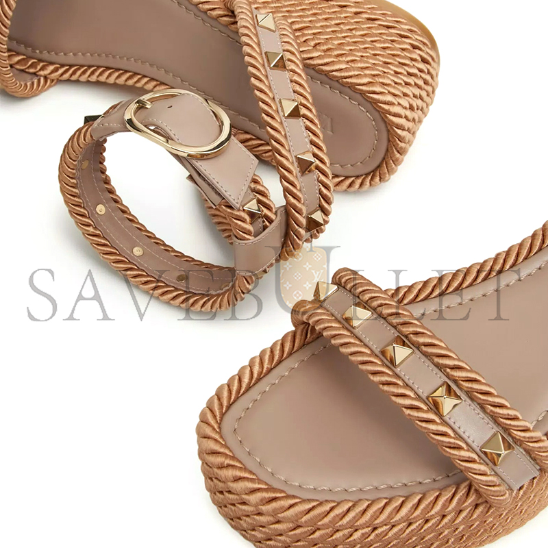 VALENTINO ROCKSTUD FLATFORM SANDAL IN CALFSKIN 45MM 6W2S0GI3BAE_P45 VALENTINO ROCKSTUD FLATFORM SANDAL IN CALFSKIN 45MM 6W2S0GI3BAE_P45