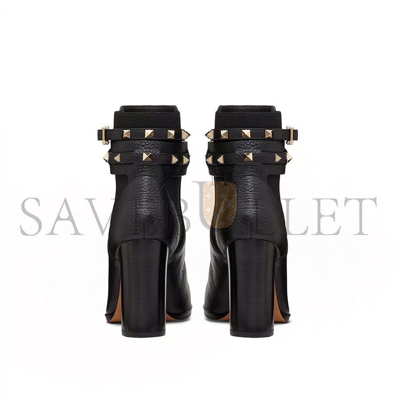 VALENTINO ROCKSTUD GRAINY CALFSKIN ANKLE BOOT 90 MM 3W2S0P62VCE_0NO VALENTINO ROCKSTUD GRAINY CALFSKIN ANKLE BOOT 90 MM 3W2S0P62VCE_0NO