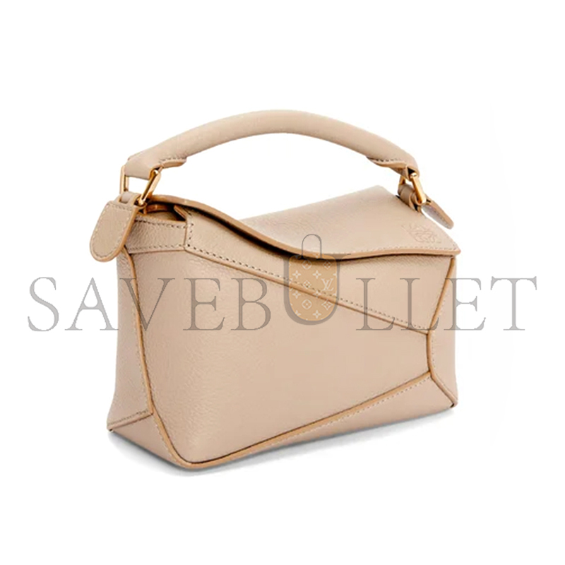 LOEWE MINI PUZZLE EDGE BAG IN SOFT GRAINED CALFSKIN A510P60X30-2150 (18*12.5*8cm)